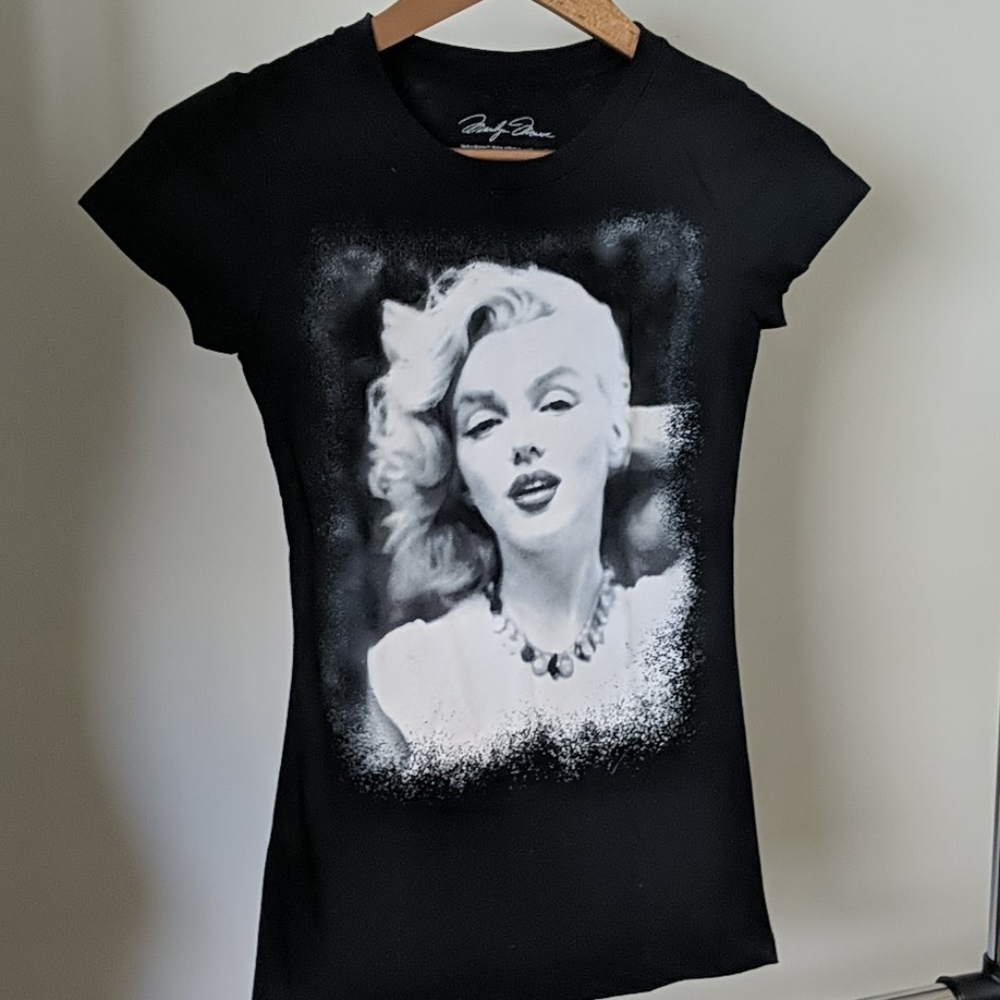 Marilyn Monroe T-shirt NWOT